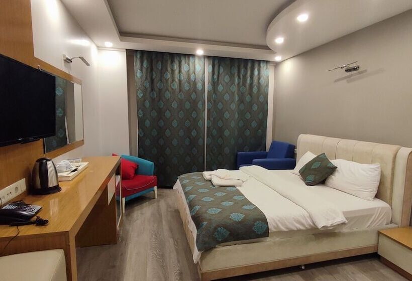 اتاق لوکس, Sumela Park