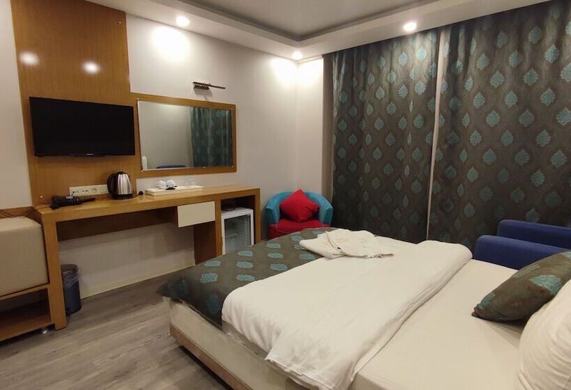 اتاق لوکس, Sumela Park