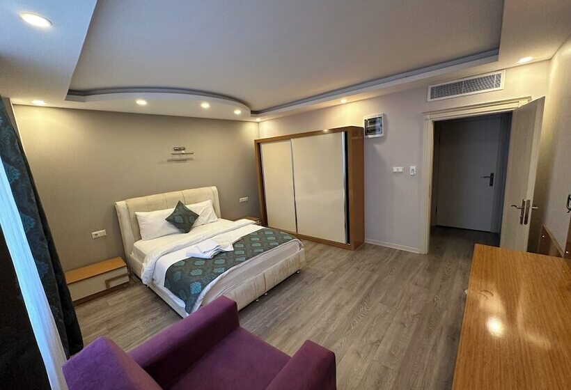 سوییت لوکس, Sumela Park