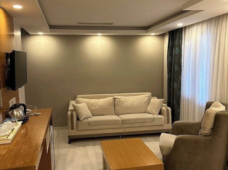 سوئیت 2 خوابه, Sumela Park