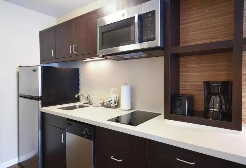スタンダードスタジオ, Towneplace Suites By Marriott Slidell
