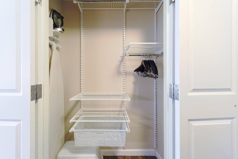 带大床的标准工作室, Towneplace Suites By Marriott Slidell