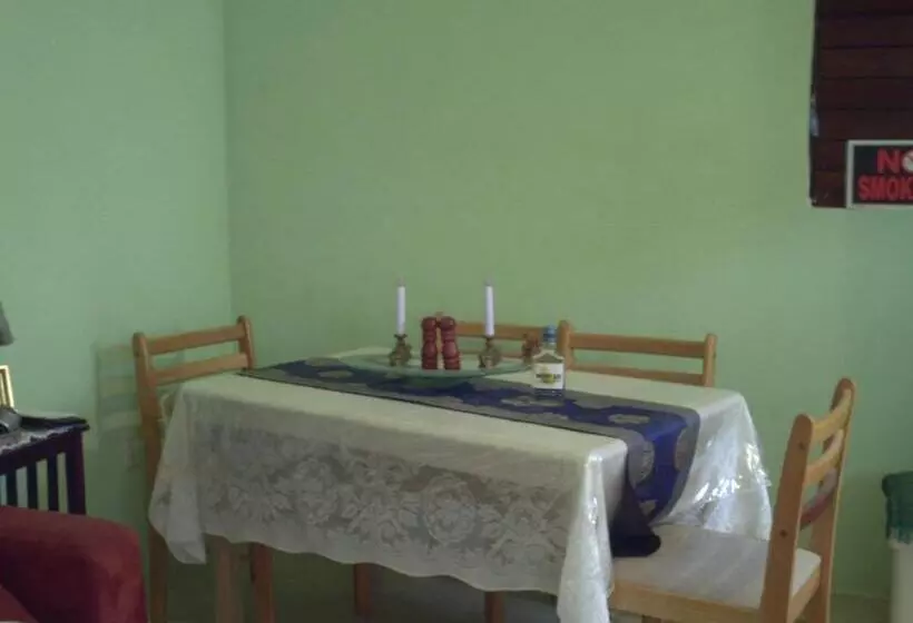آپارتمان 1 خوابه با تراس, Lemarida Suites
