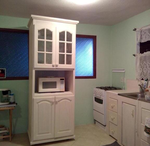 آپارتمان 1 خوابه با تراس, Lemarida Suites