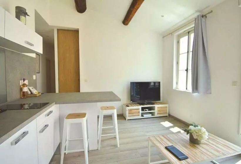 Huoneisto 1 Makuuhuone Terassi, Les Appartements Du Vieux Port