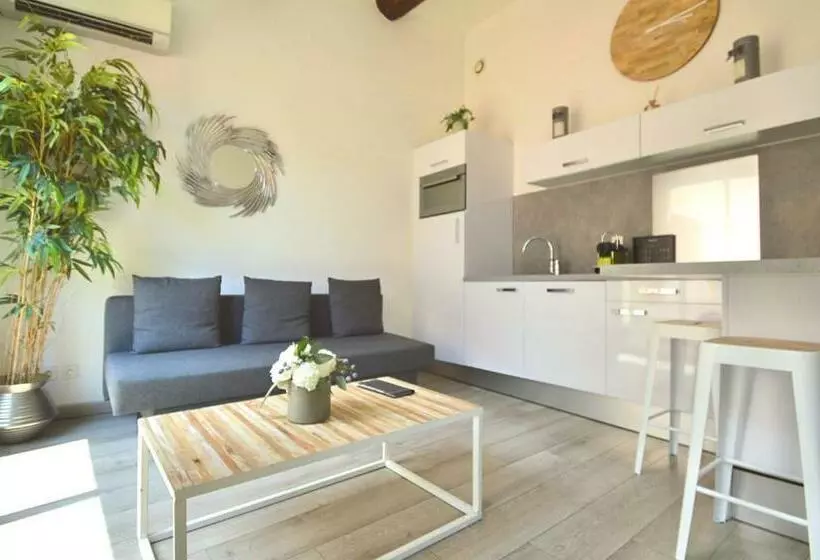 Huoneisto 1 Makuuhuone Terassi, Les Appartements Du Vieux Port