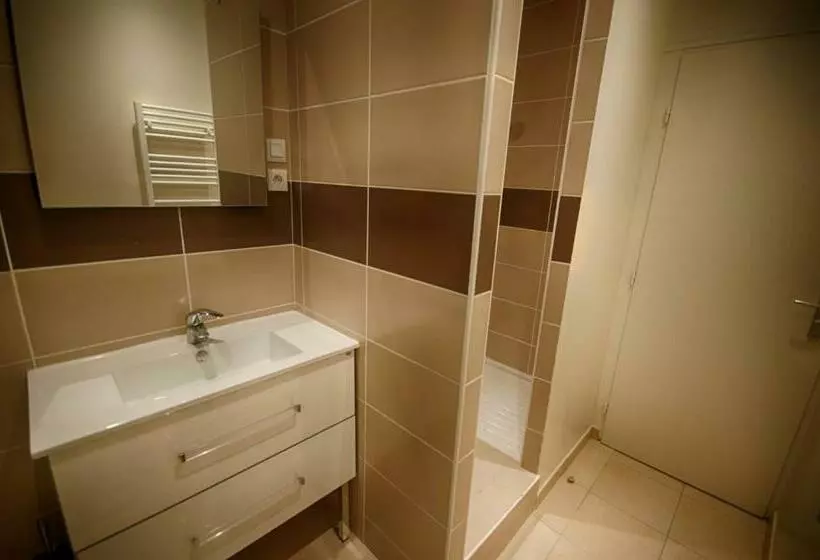 Huoneisto 1 Makuuhuone Terassi, Les Appartements Du Vieux Port