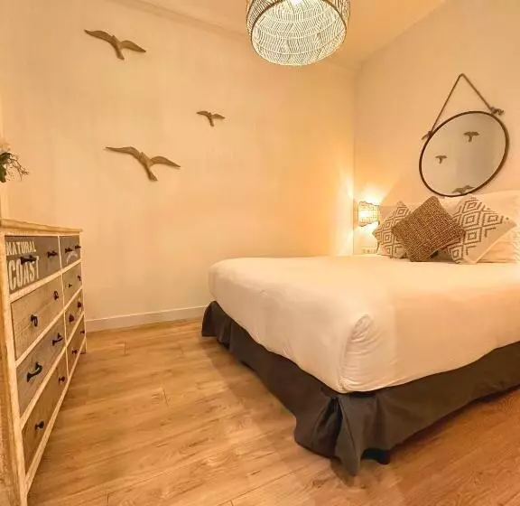 Huoneisto 2 Makuuhuonetta Terassi, Les Appartements Du Vieux Port