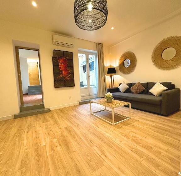 דירת 2 חדרים עם טרסה, Les Appartements Du Vieux Port