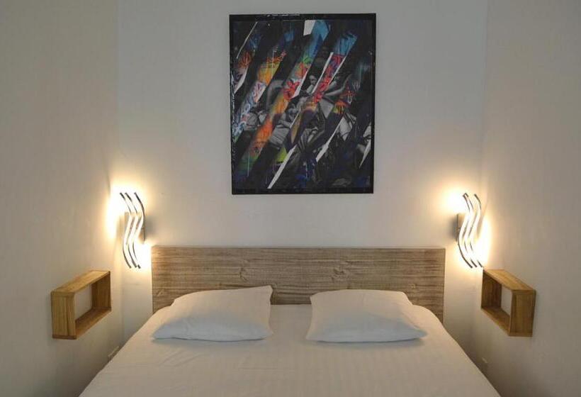 סטודיו סופריור, Les Appartements Du Vieux Port