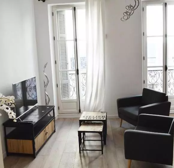 Superior-studio, Les Appartements Du Vieux Port