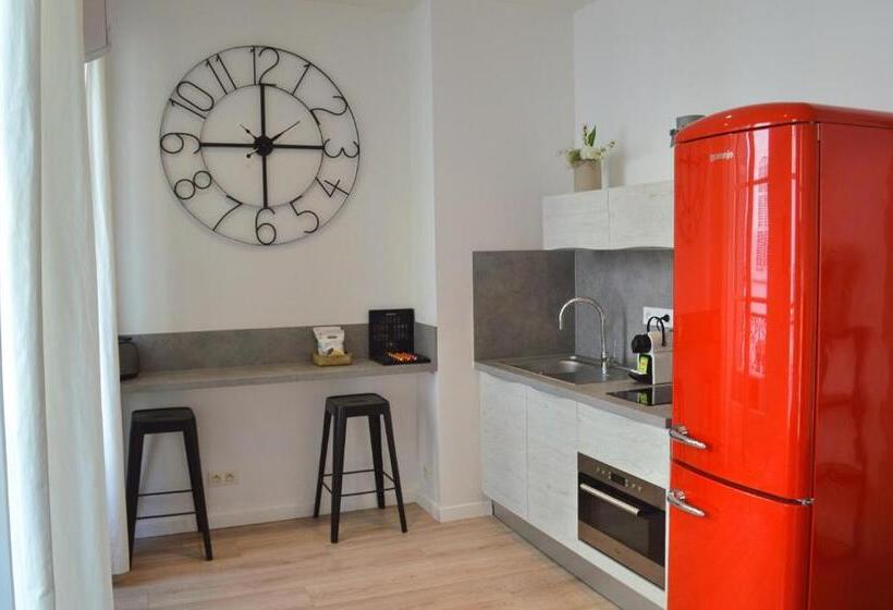 סטודיו סופריור, Les Appartements Du Vieux Port
