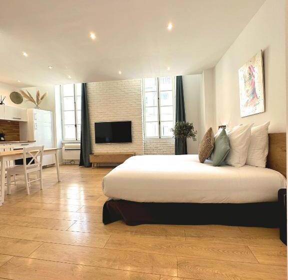 סטודיו דלוקס, Les Appartements Du Vieux Port