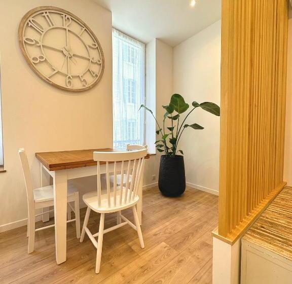 דירת חדר שינה 1 עם נוף לעיר, Les Appartements Du Vieux Port