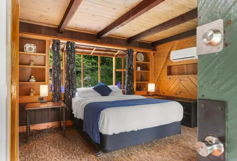 スイート, Robin Hood Village Resort