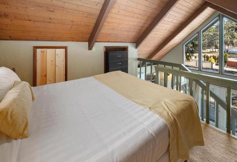 شاليه سوبيريور غرفة نوم واحدة, Robin Hood Village Resort