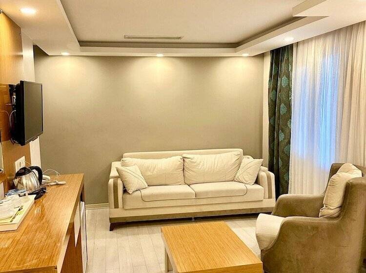 سوئیت 2 خوابه, Sumela Park