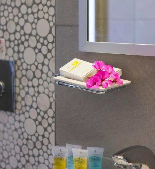 اتاق استاندارد با چشمانداز دریا, Esperance 1