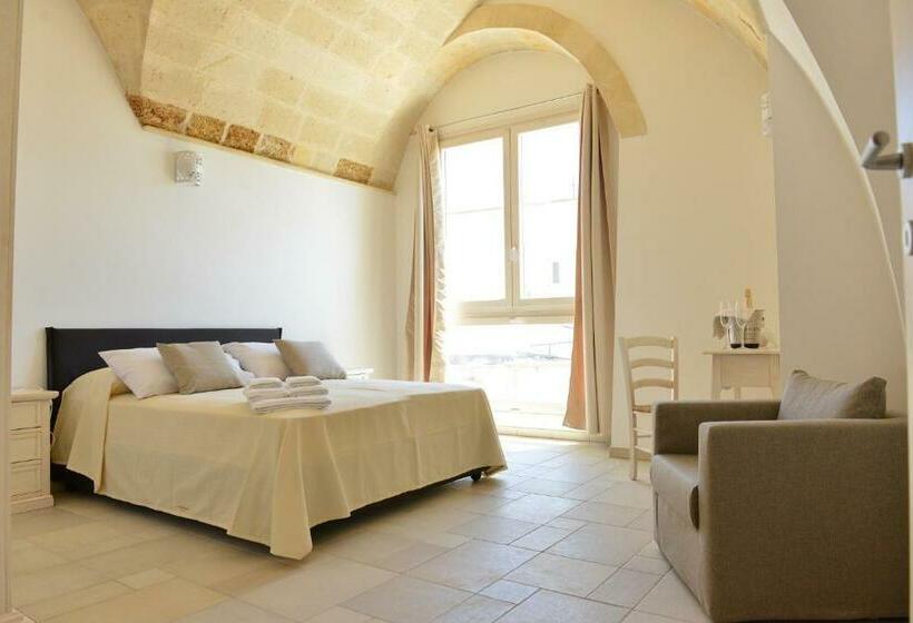 شقة غرفتين, Tobacco Suite