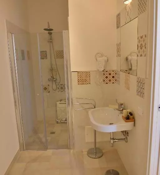 اتاق لوکس, Tobacco Suite