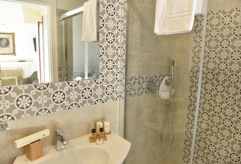 غرفة ديلوكس, Tobacco Suite