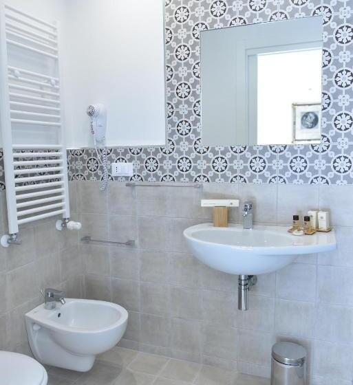 غرفة ديلوكس, Tobacco Suite