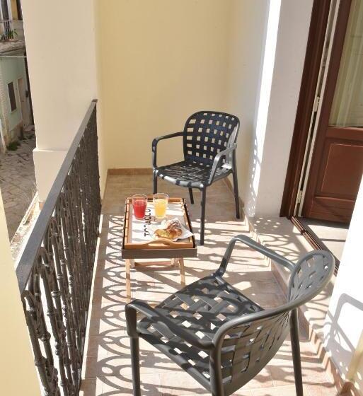 غرفة ديلوكس مزودة بشرفة, Tobacco Suite