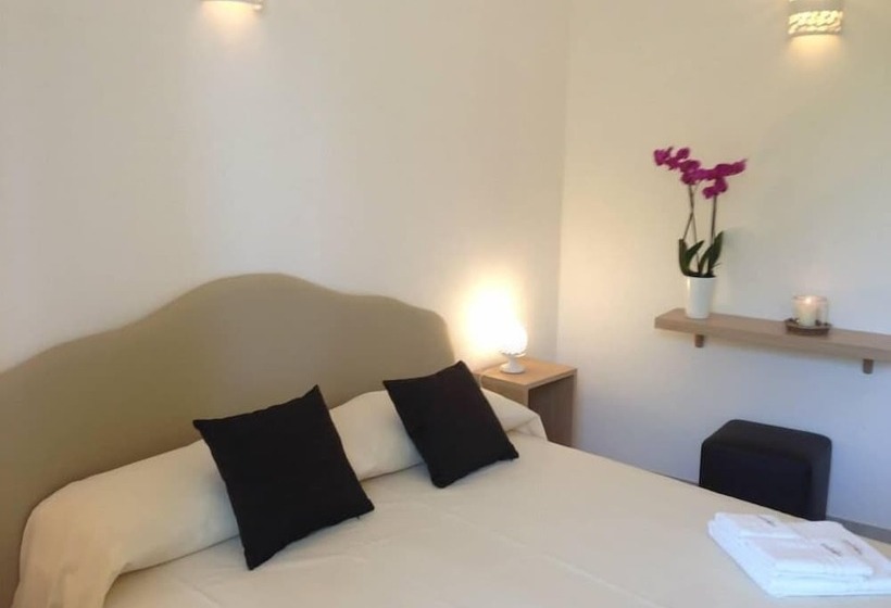 غرفة ديلوكس, Tobacco Suite