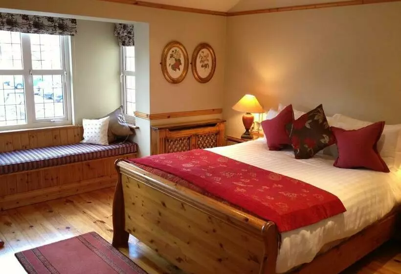 Superior-Zimmer, Copper Kettle B&b