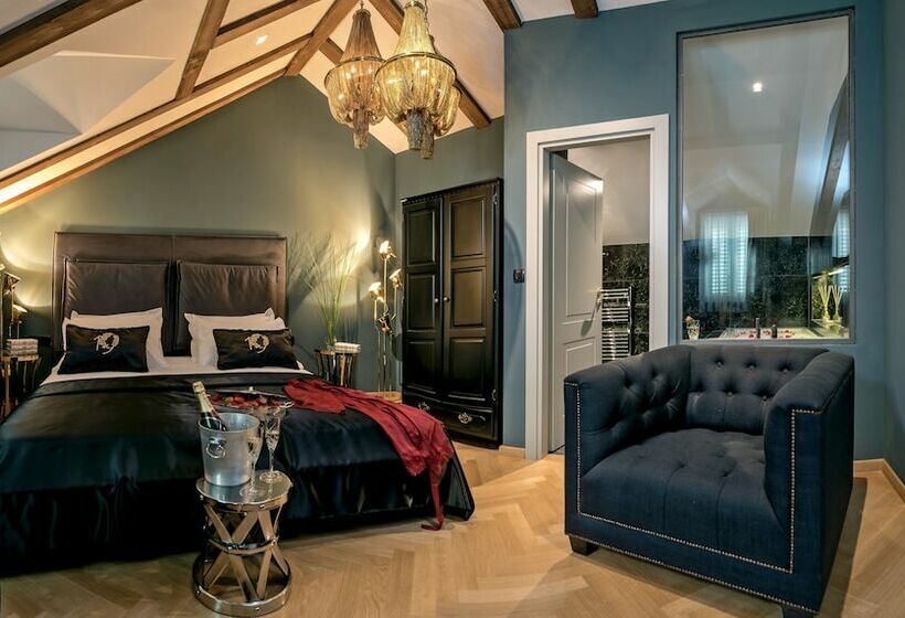 Penthouse Suite, Heritage Hotel 19