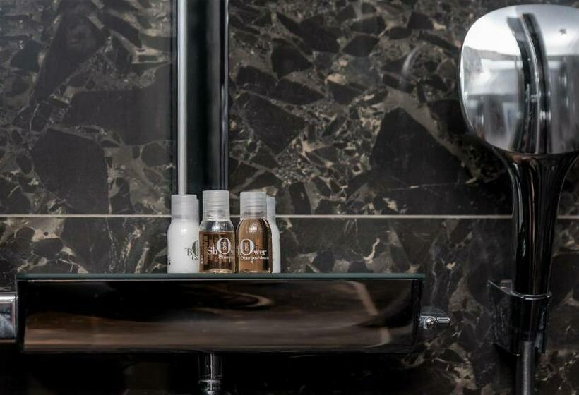 Standard Room with Balcony, Heritage Hotel 19