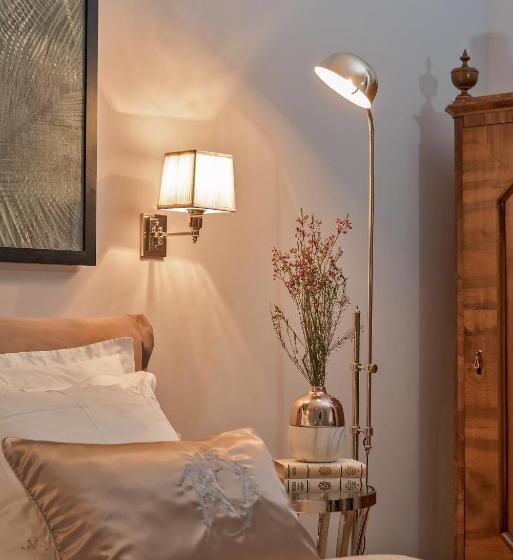 Standard Room, Heritage Hotel 19