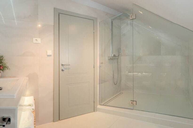 Penthouse Suite, Heritage Hotel 19