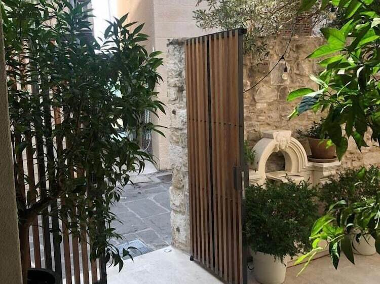 Standard Room Ground Floor, Heritage Hotel 19