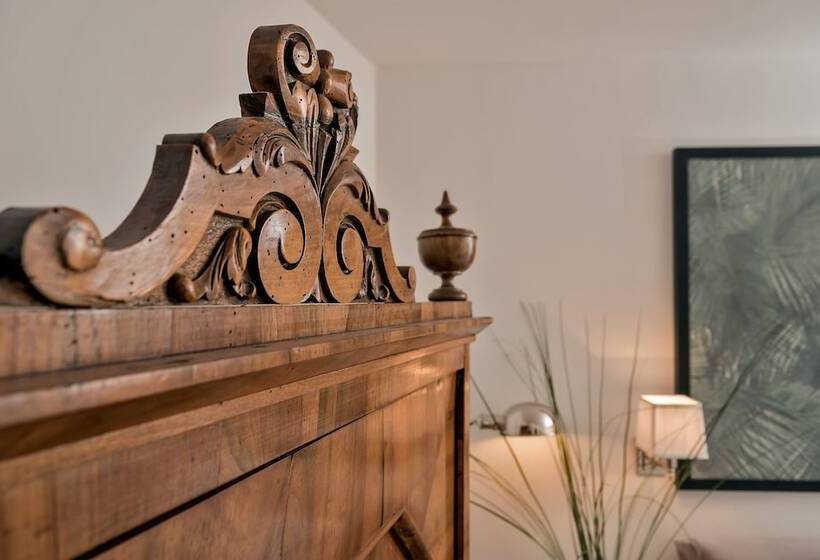 Standard Room Ground Floor, Heritage Hotel 19