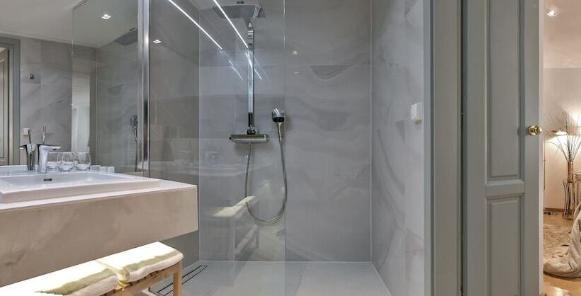 Standard Room Ground Floor, Heritage Hotel 19