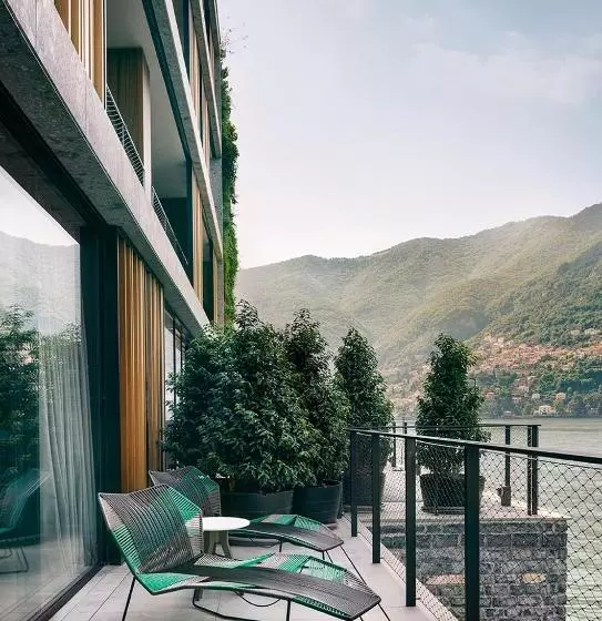 スーペリアースイート, Il Sereno Lago Di Como