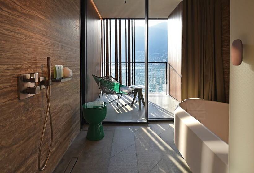 جناح, Il Sereno Lago Di Como