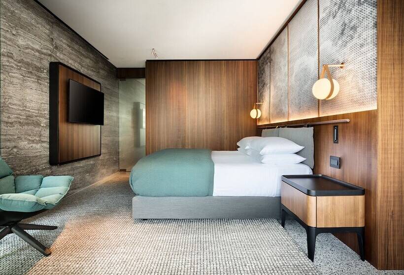 جناح, Il Sereno Lago Di Como