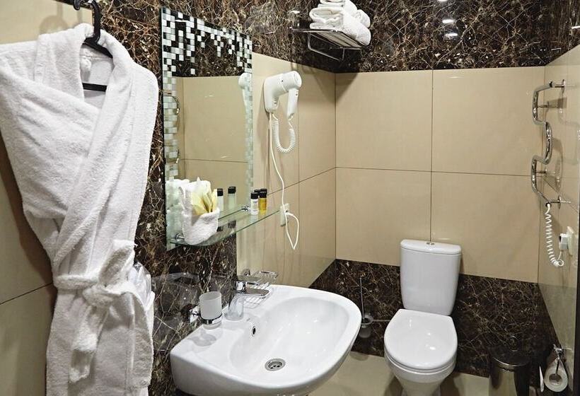 חדר ביזנס, Belaya Akatsiya