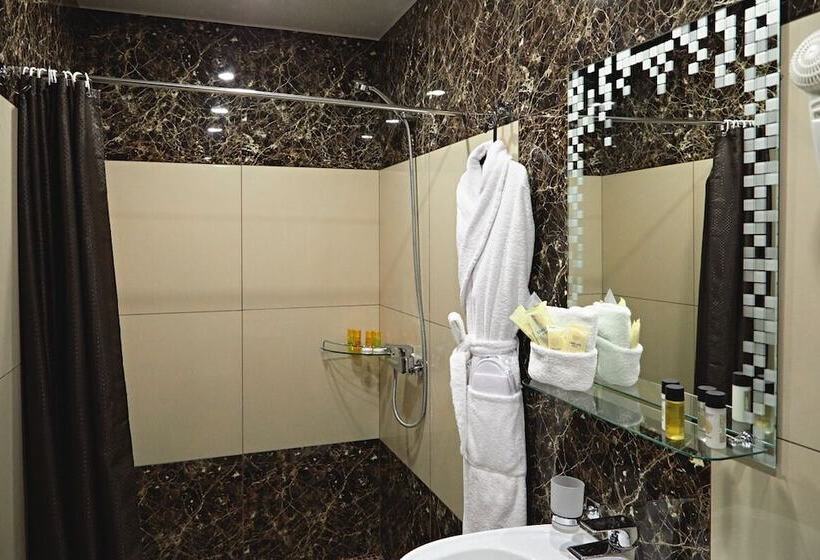 חדר סטנדרט שתי מיטות זוגיות, Belaya Akatsiya