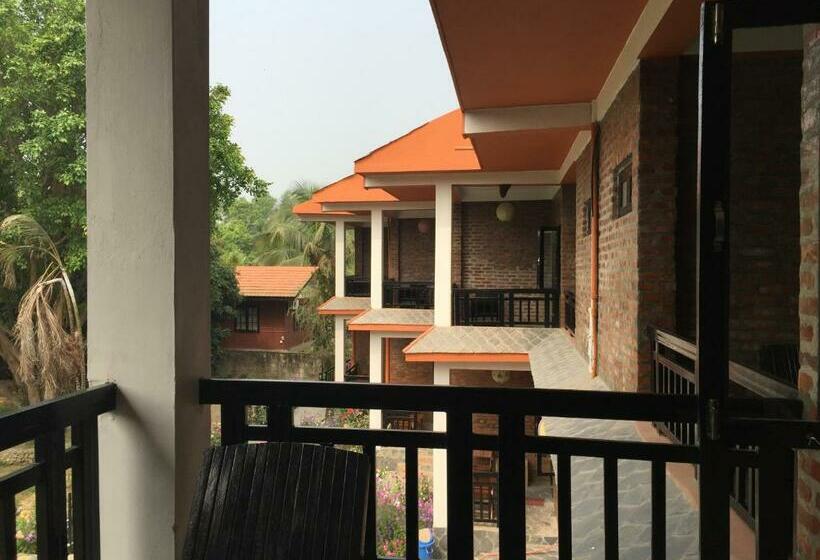 اتاق لوکس, Chautari Garden Resort