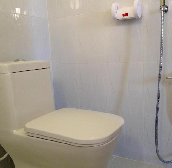 اتاق لوکس با بالکن, Chautari Garden Resort