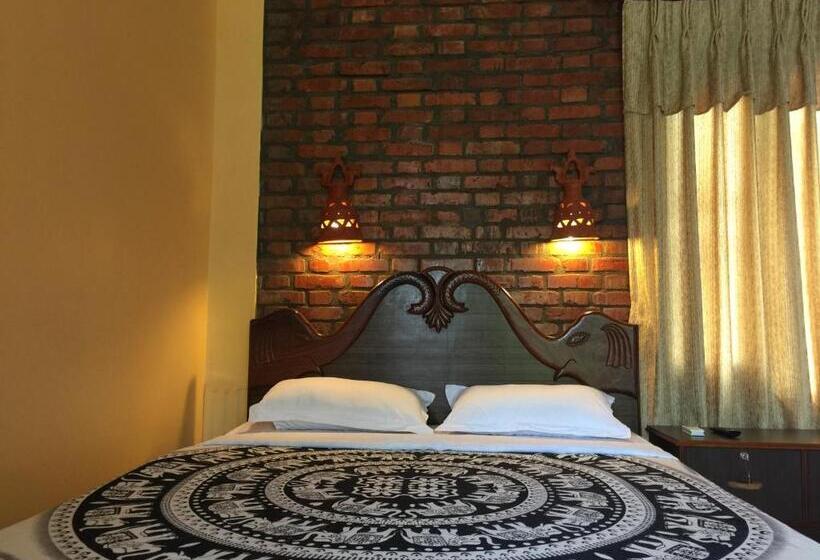 اتاق استاندارد با بالکن, Chautari Garden Resort