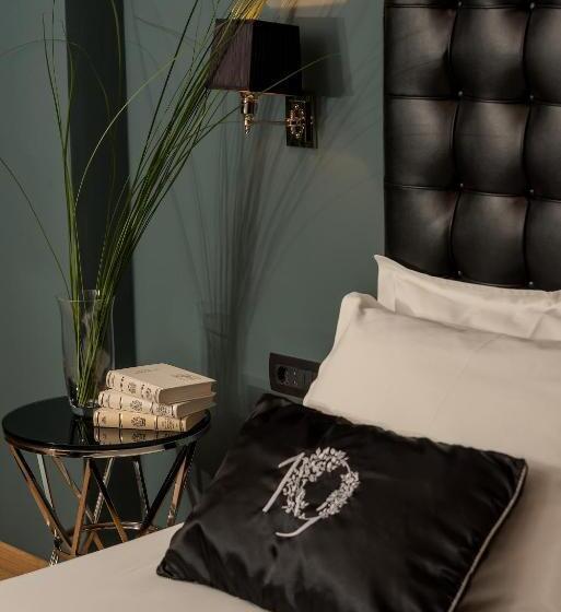 Penthouse Suite, Heritage Hotel 19