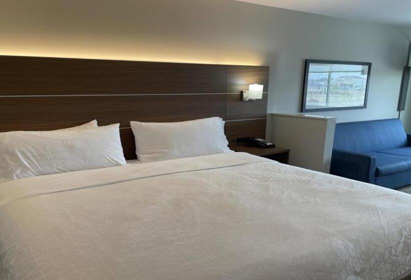 キングサイズベッドのスタンダードルーム, Holiday Inn Express & Suites   Brenham South, An Ihg