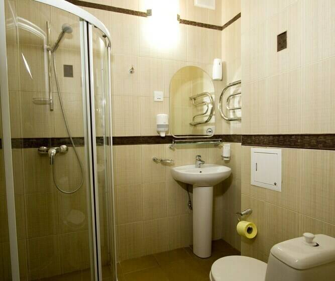 이코노미 룸, Iceberg