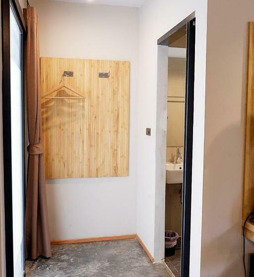 디럭스 룸, Izen Plus Budget Hotel & Residence