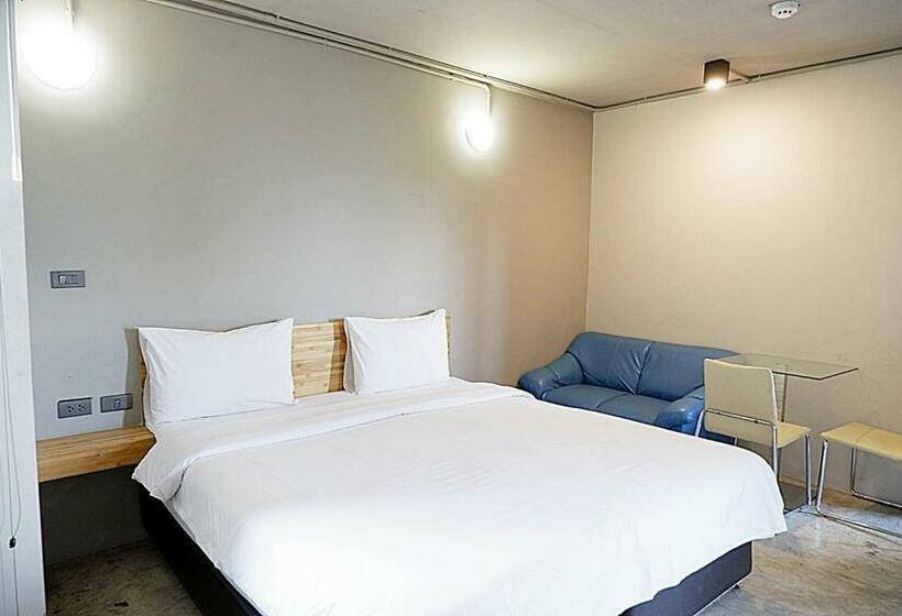디럭스 룸, Izen Plus Budget Hotel & Residence