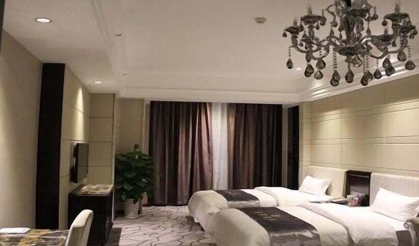 デラックスルーム, Junfu